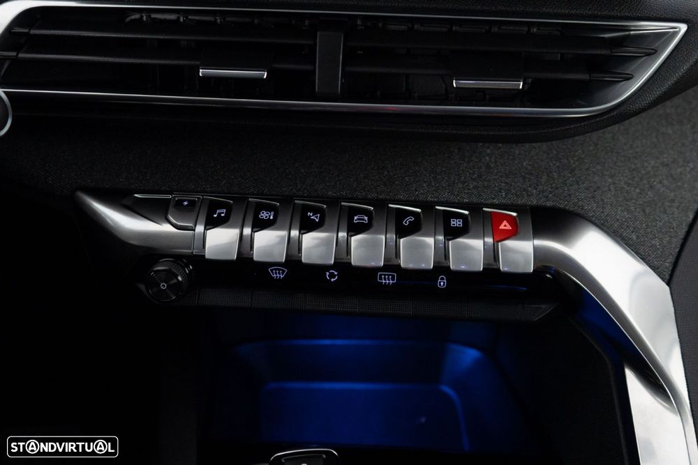 Peugeot 3008 1.6 Hybrid Allure Pack e-EAT8 - 26