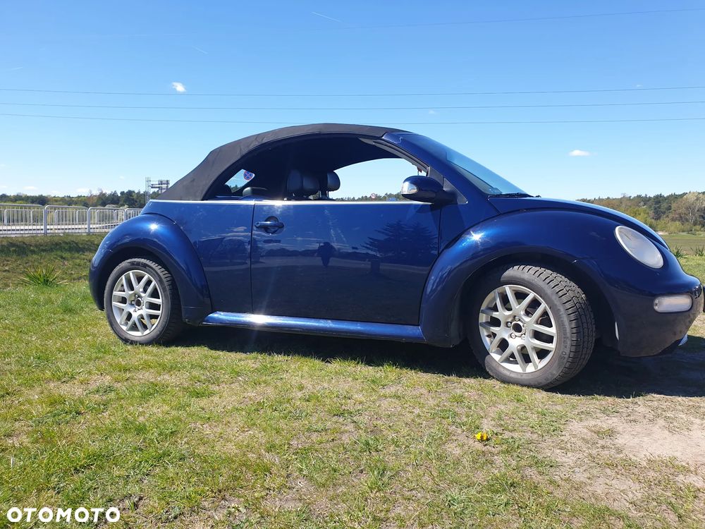 Volkswagen New Beetle - 3