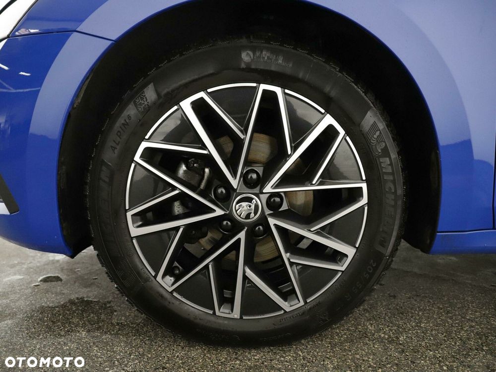 Skoda Octavia 2.0 TDI Ambition DSG - 11