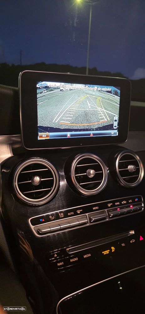 Mercedes-Benz C 300 h AMG Line - 20