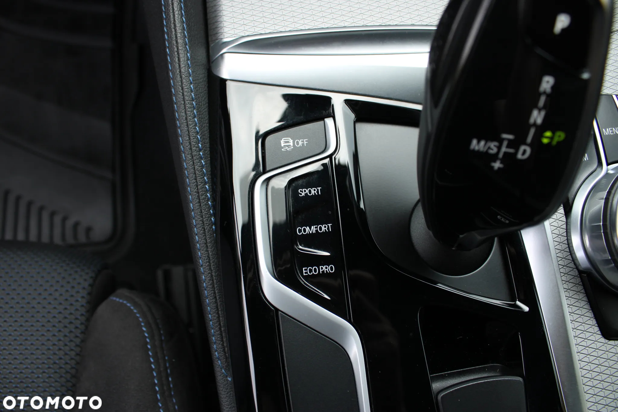 BMW Seria 5 530d xDrive M Sport sport - 36