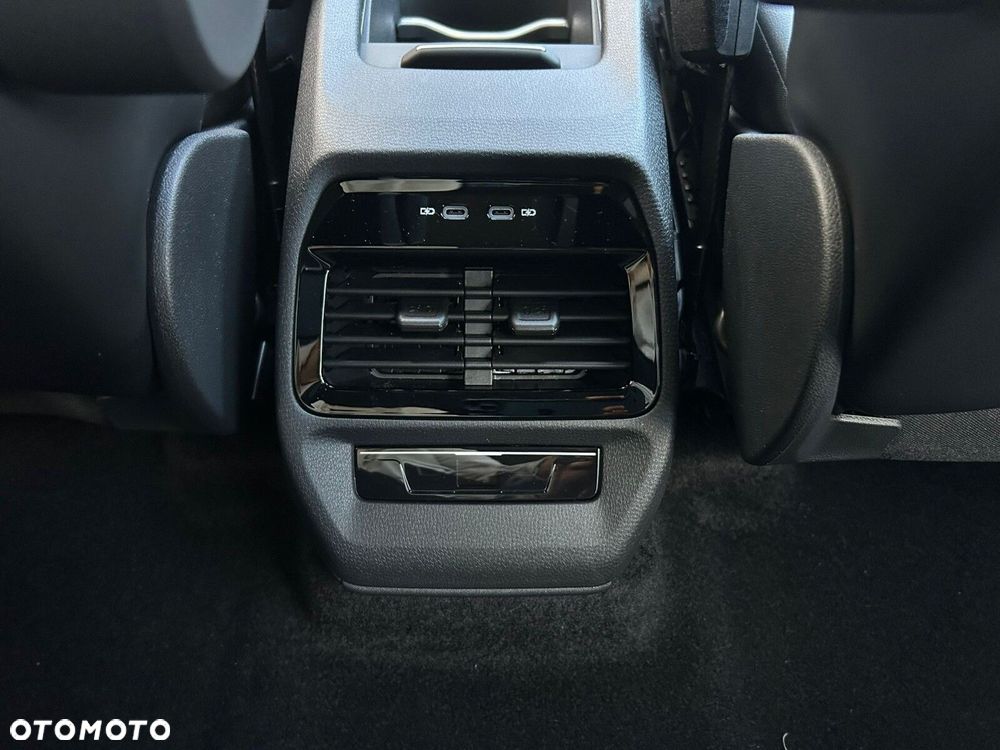 Volkswagen ID.4 - 27