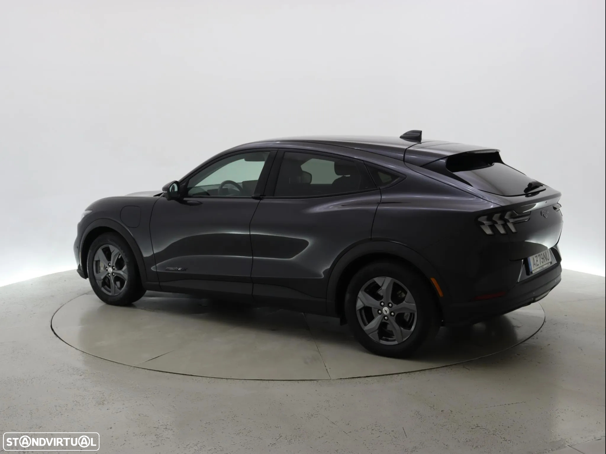 Ford Mustang Mach-E Premium - 3