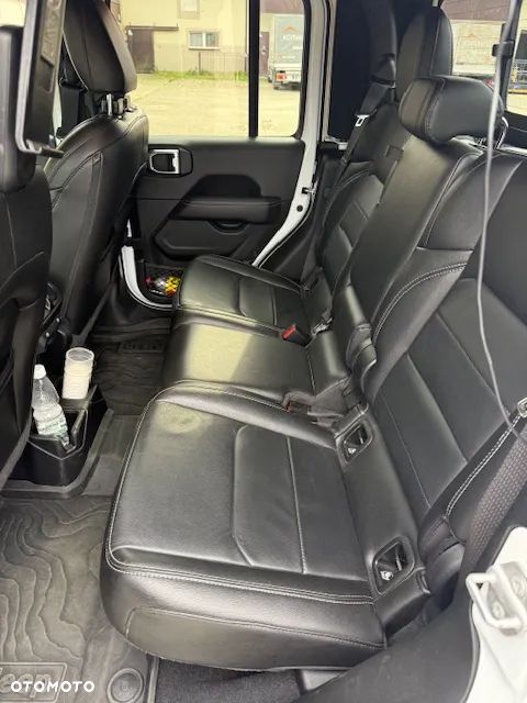 Jeep Gladiator 3.0 V6 MultiJet Overland - 11