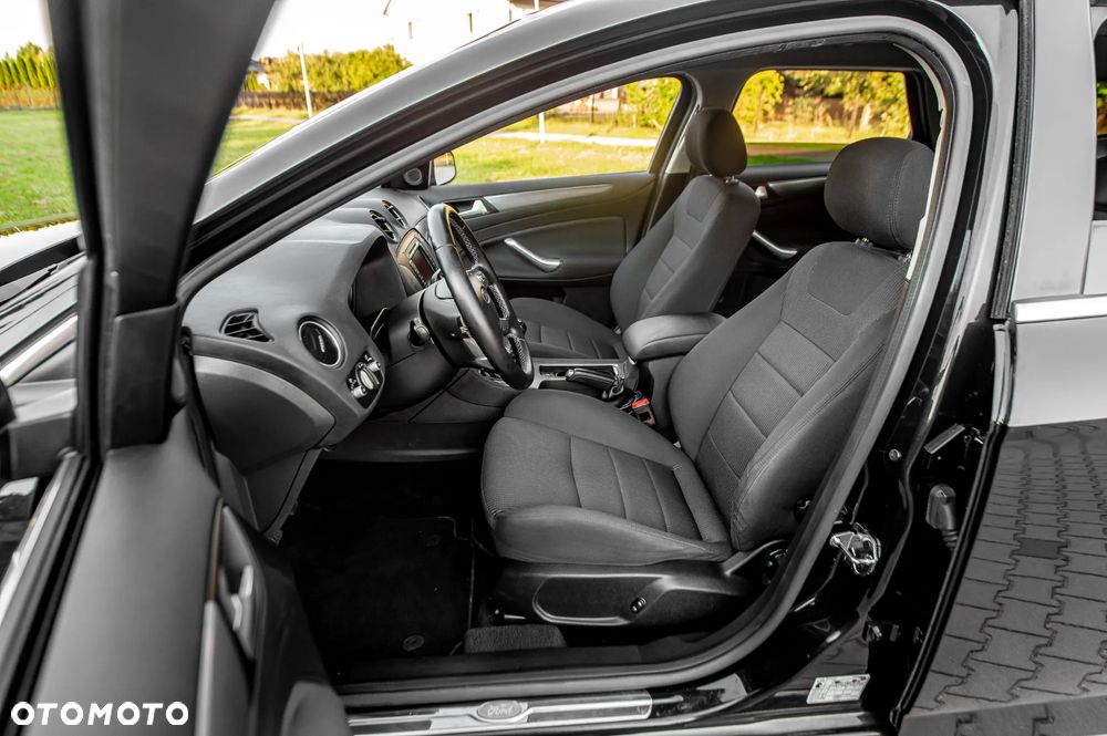 Ford Mondeo 2.0 TDCi Titanium X - 22