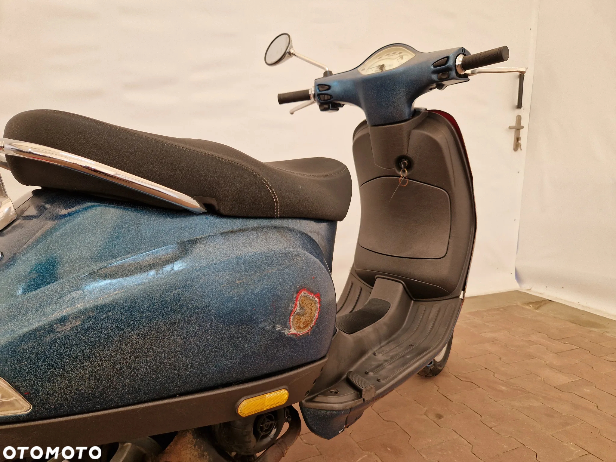 Piaggio Vespa - 21