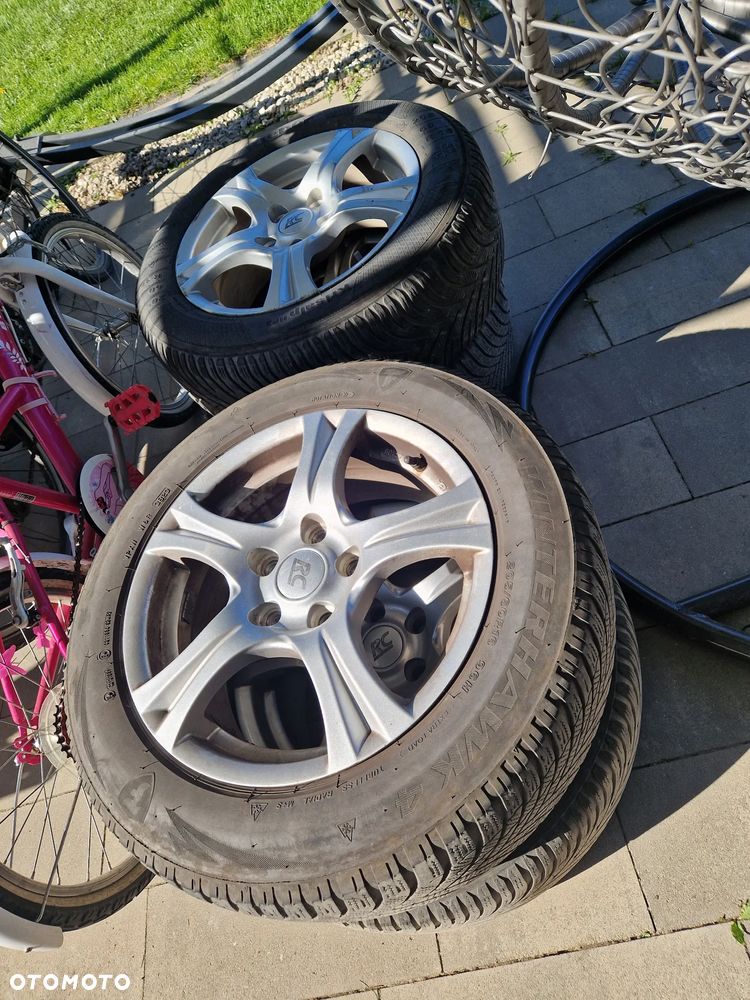 Toyota Prius+ (Hybrid) Executive - 11