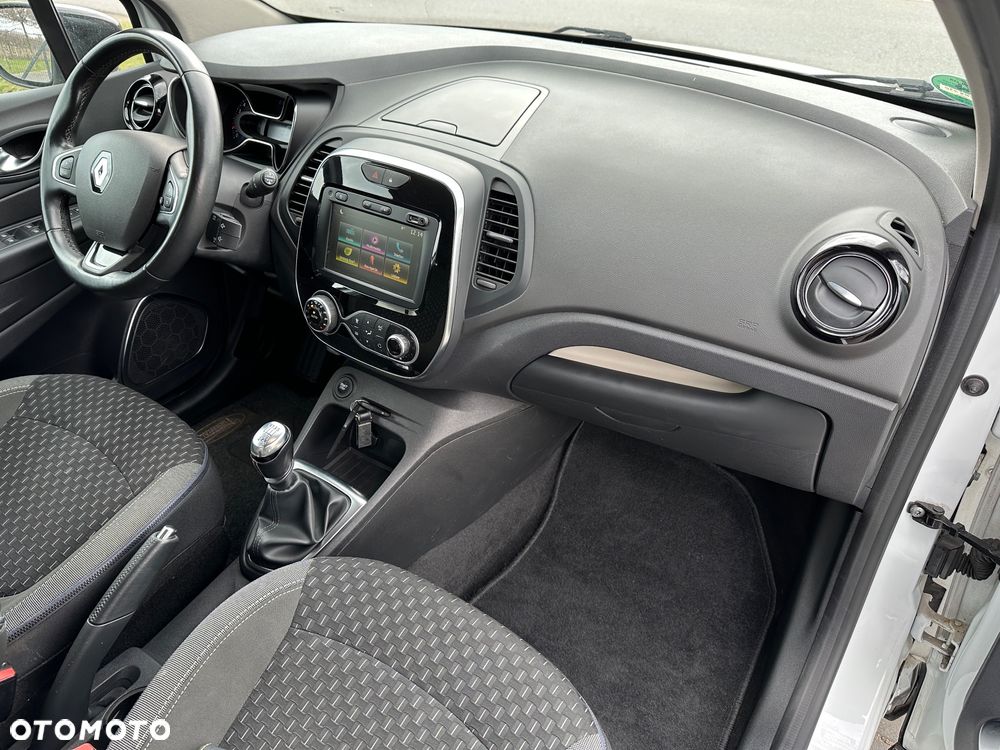 Renault Captur 1.3 TCe Intens - 17