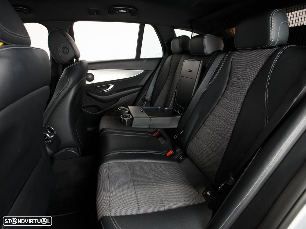 Mercedes-Benz E 220 d Avantgarde - 10