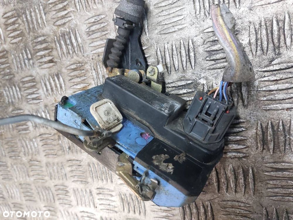 ZAMEK DRZWI LEWY PRZÓD + KLAMKA ZEWNĘTRZNA VOLVO S80 I - 6