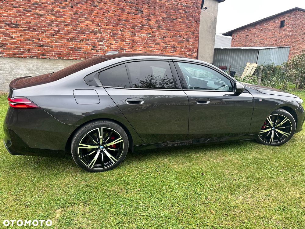 BMW Seria 5 - 11