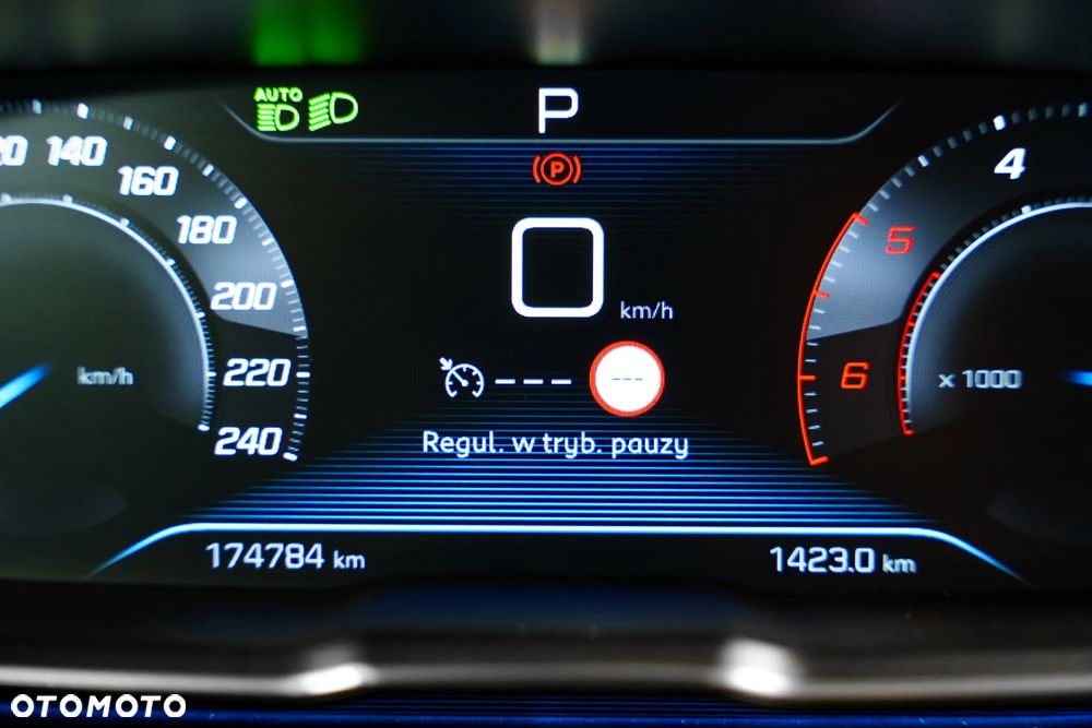 Peugeot 3008 1.5 BlueHDi Allure S&S EAT8 - 24
