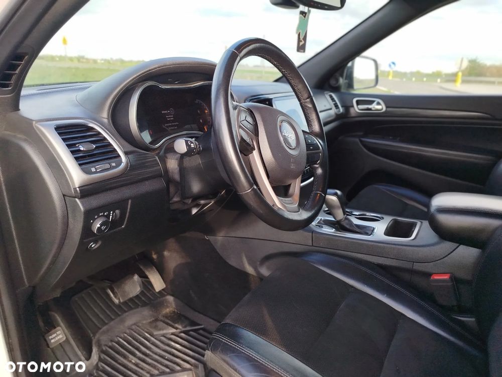 Jeep Grand Cherokee - 3