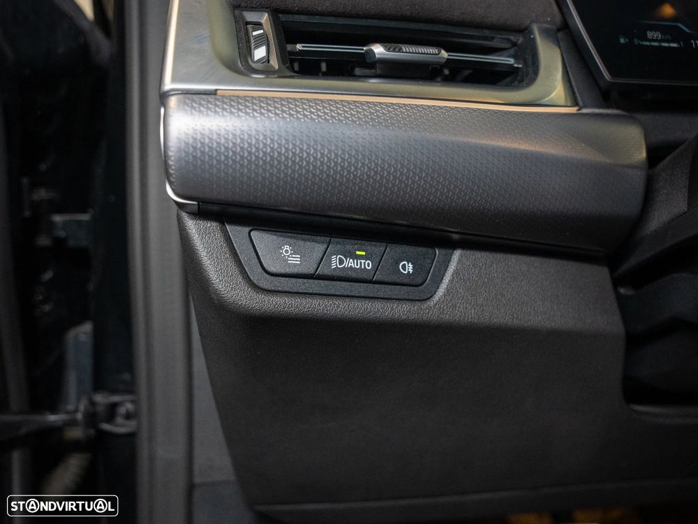 BMW X2 18 d sDrive Auto Pack M - 15
