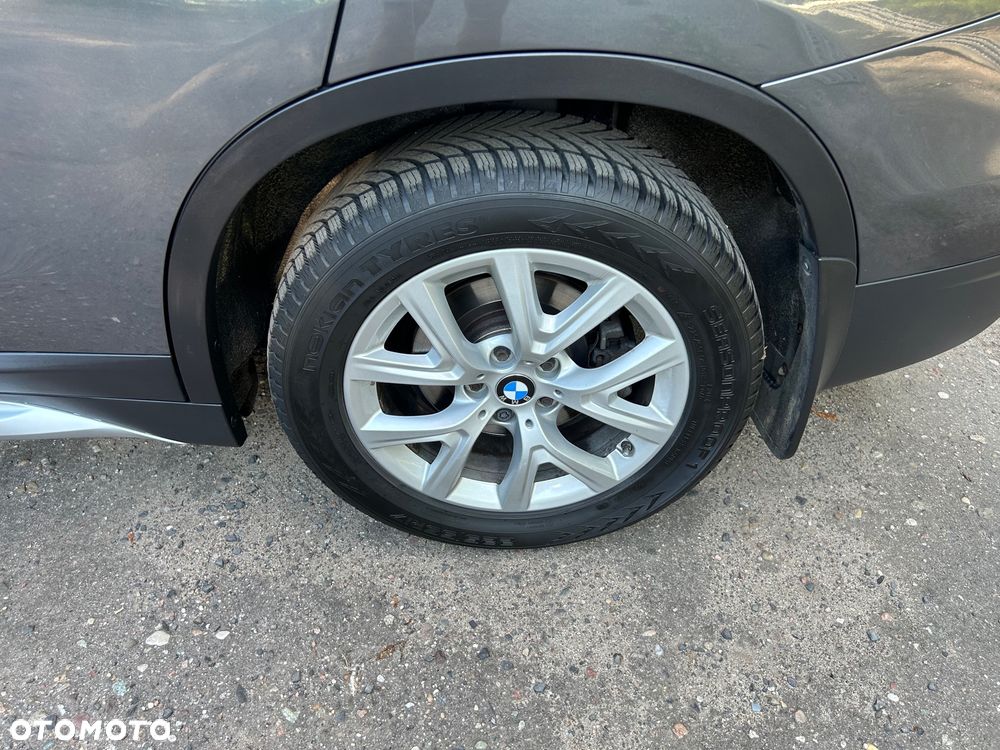 BMW X1 xDrive20d xLine sport - 33