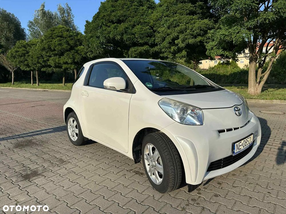 Toyota iQ 1.0 - 3