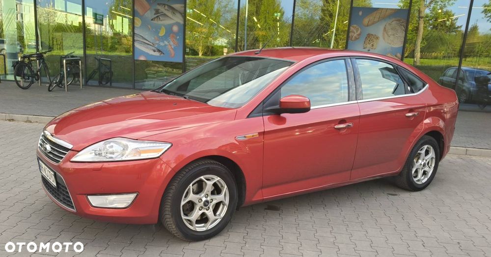 Ford Mondeo 2.3 Ghia - 21