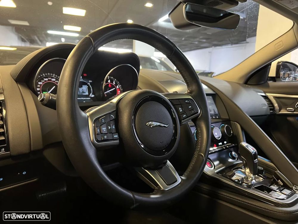 Jaguar F-Type P300 Aut. R-Dynamic Black - 36