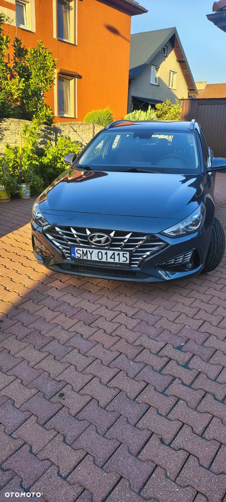 Hyundai i30 1.6 D Classic + DCT - 1