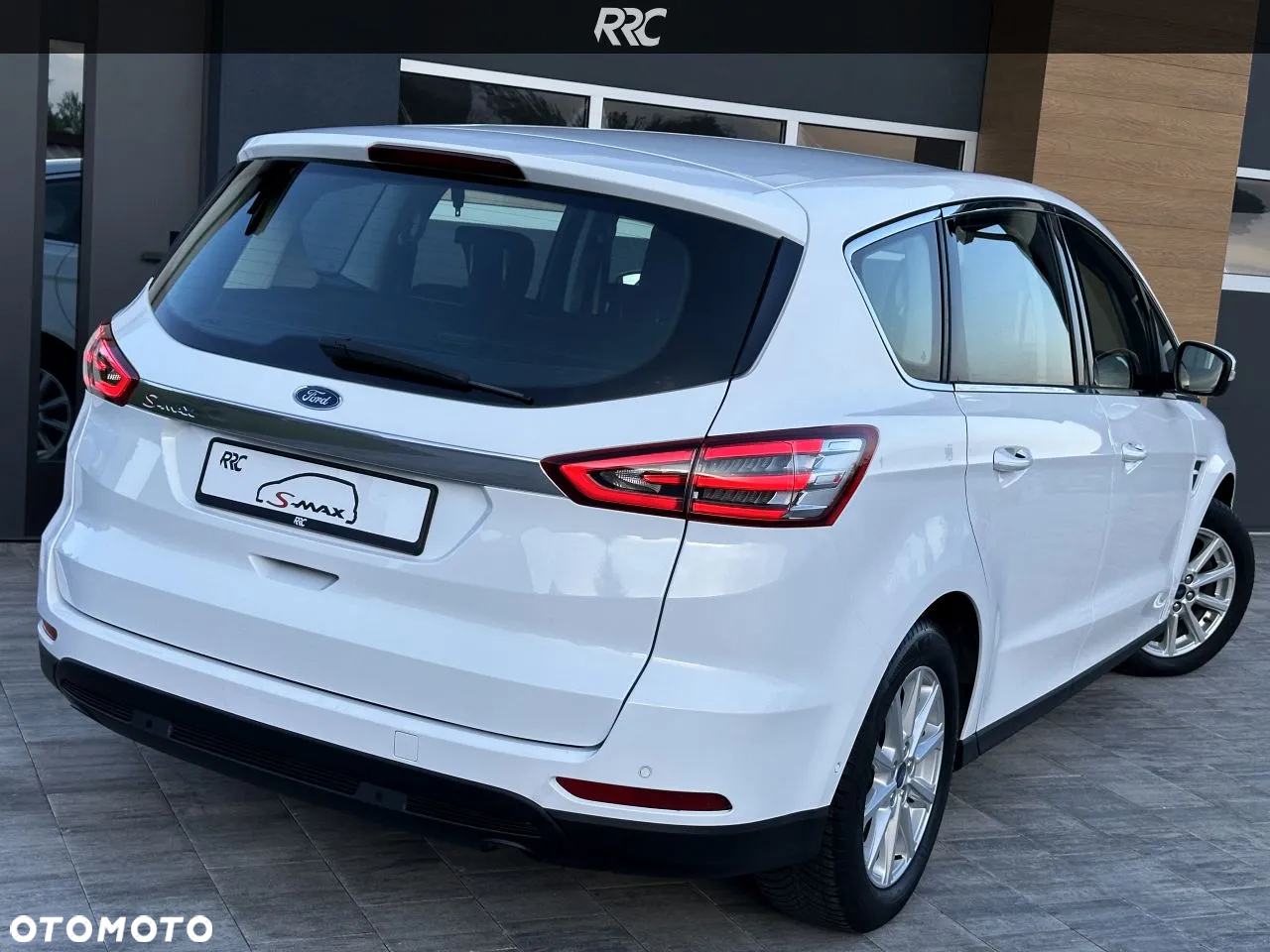 Ford S-Max 2.0 TDCi Titanium PowerShift - 6