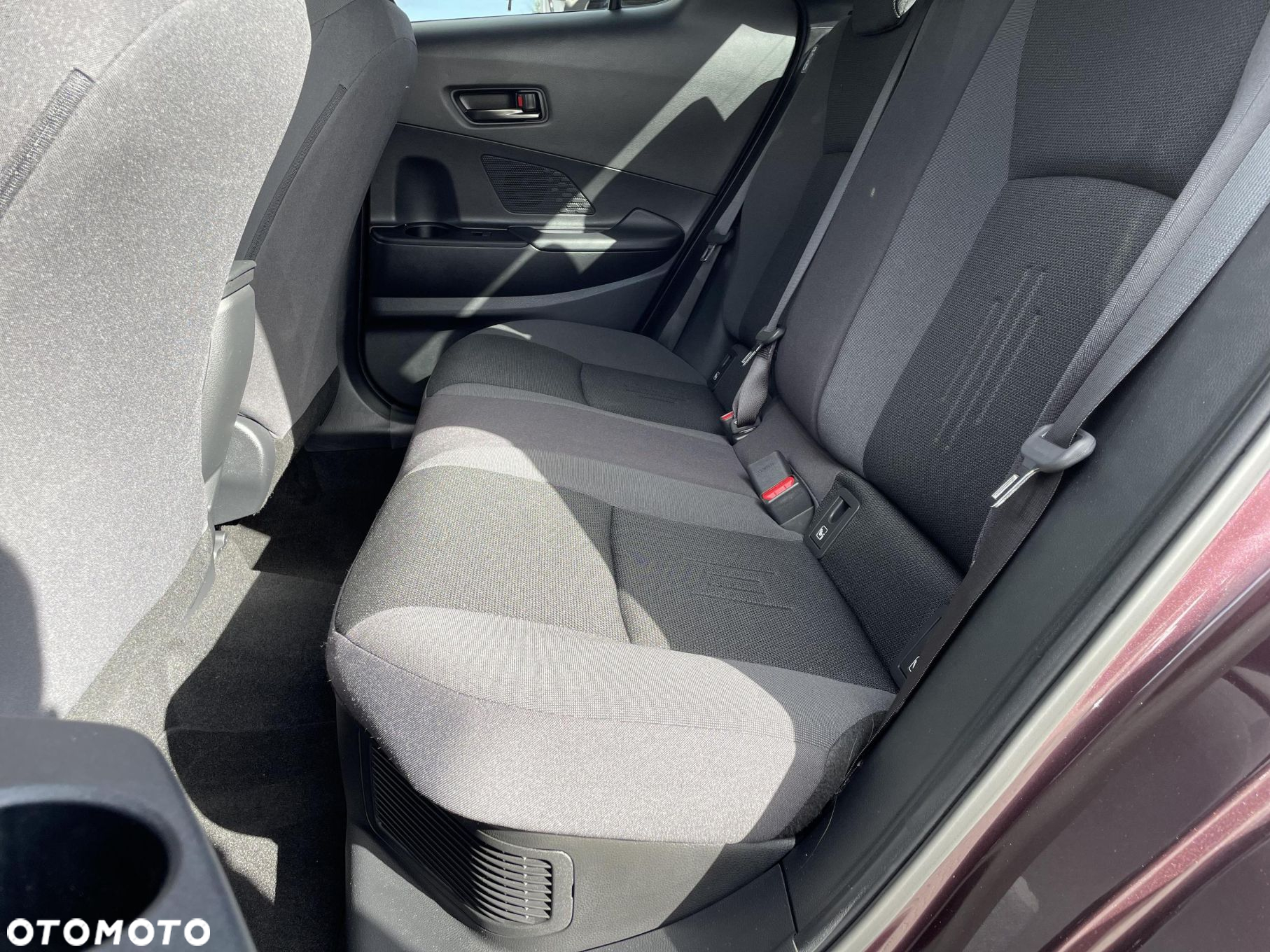 Toyota C-HR 1.8 Hybrid Style - 16