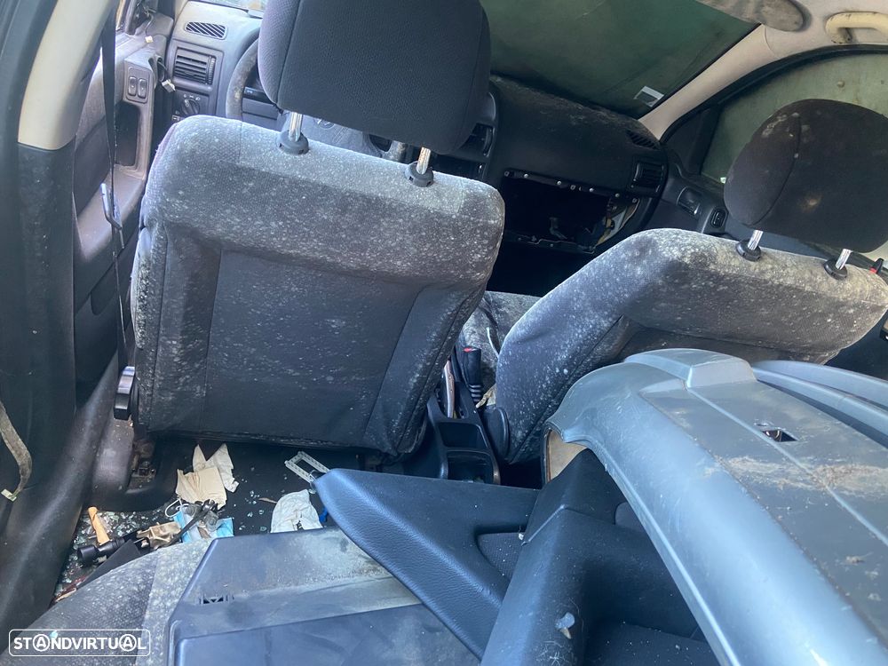 Opel Astra 1.2 Club - 22