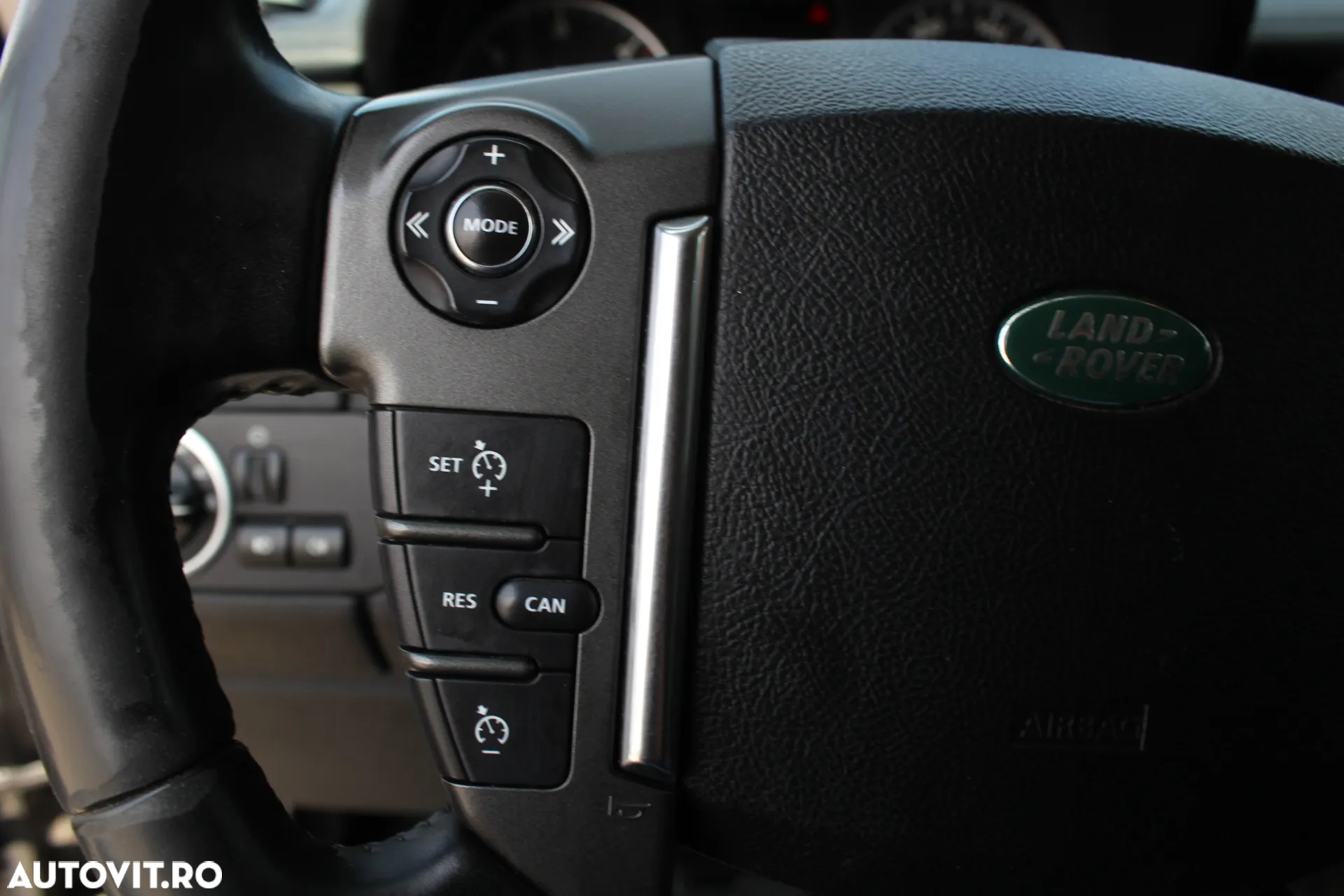 Land Rover Discovery 4 3.0 TDV6 S Aut - 5