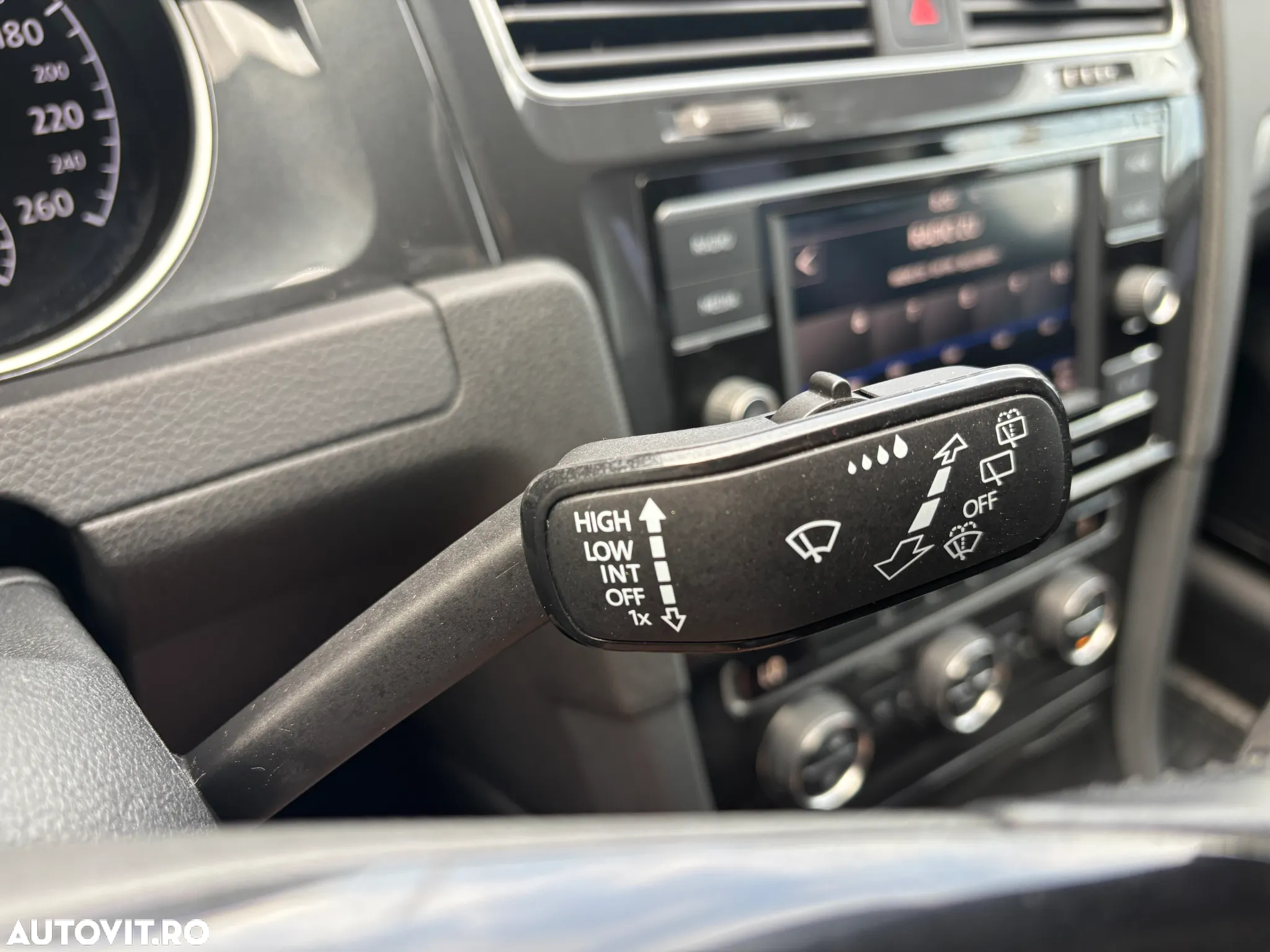 Volkswagen Golf 1.6 TDI Trendline - 20
