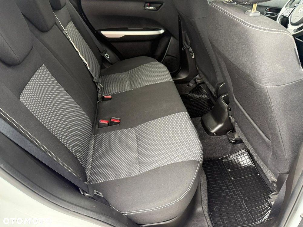 Suzuki Vitara - 10