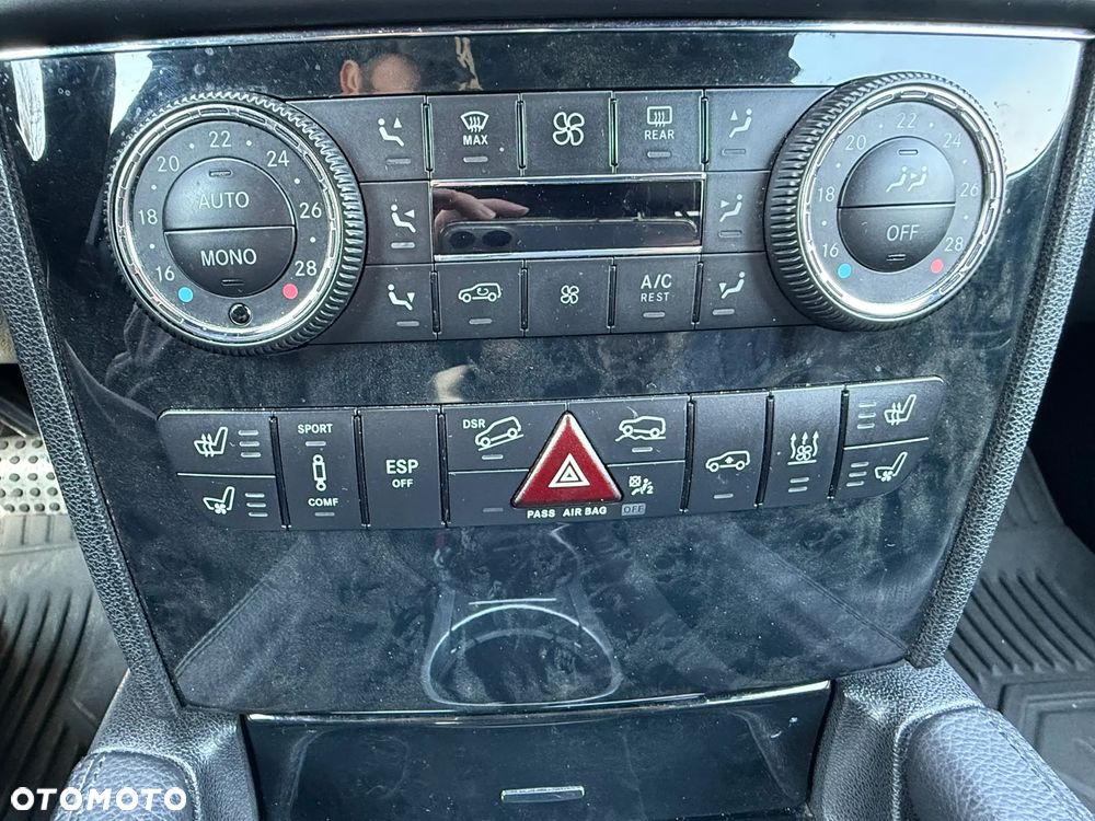 Mercedes-Benz ML 320 CDI 4Matic 7G-TRONIC Edition 10 - 21