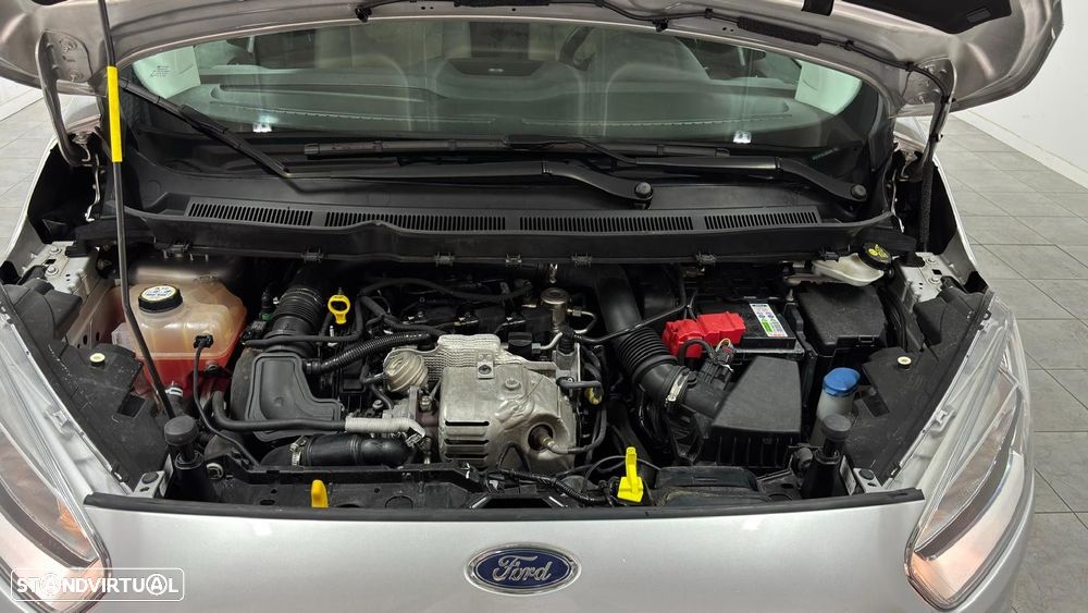 Ford Tourneo Courier 1.0 EcoBoost Titanium - 13