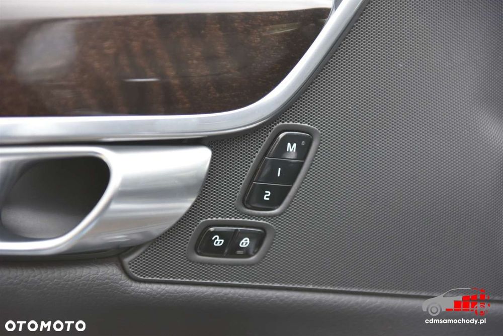 Volvo V90 T5 Momentum - 31