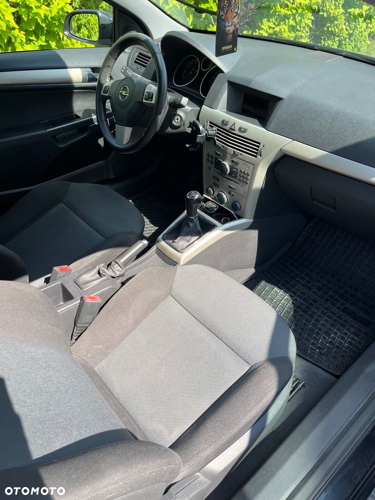 Opel Astra 1.6 Enjoy - 20