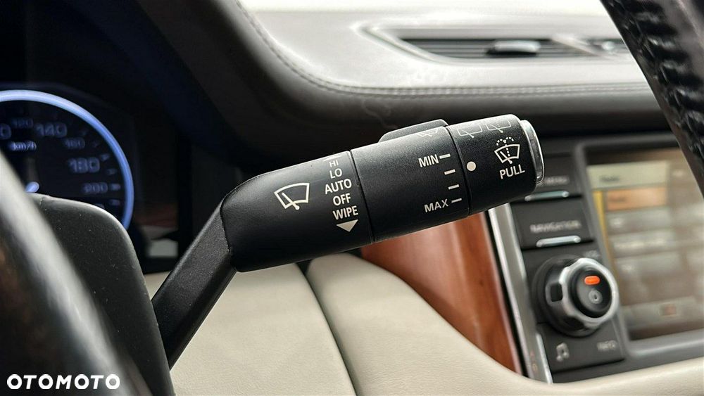 Land Rover Range Rover - 24