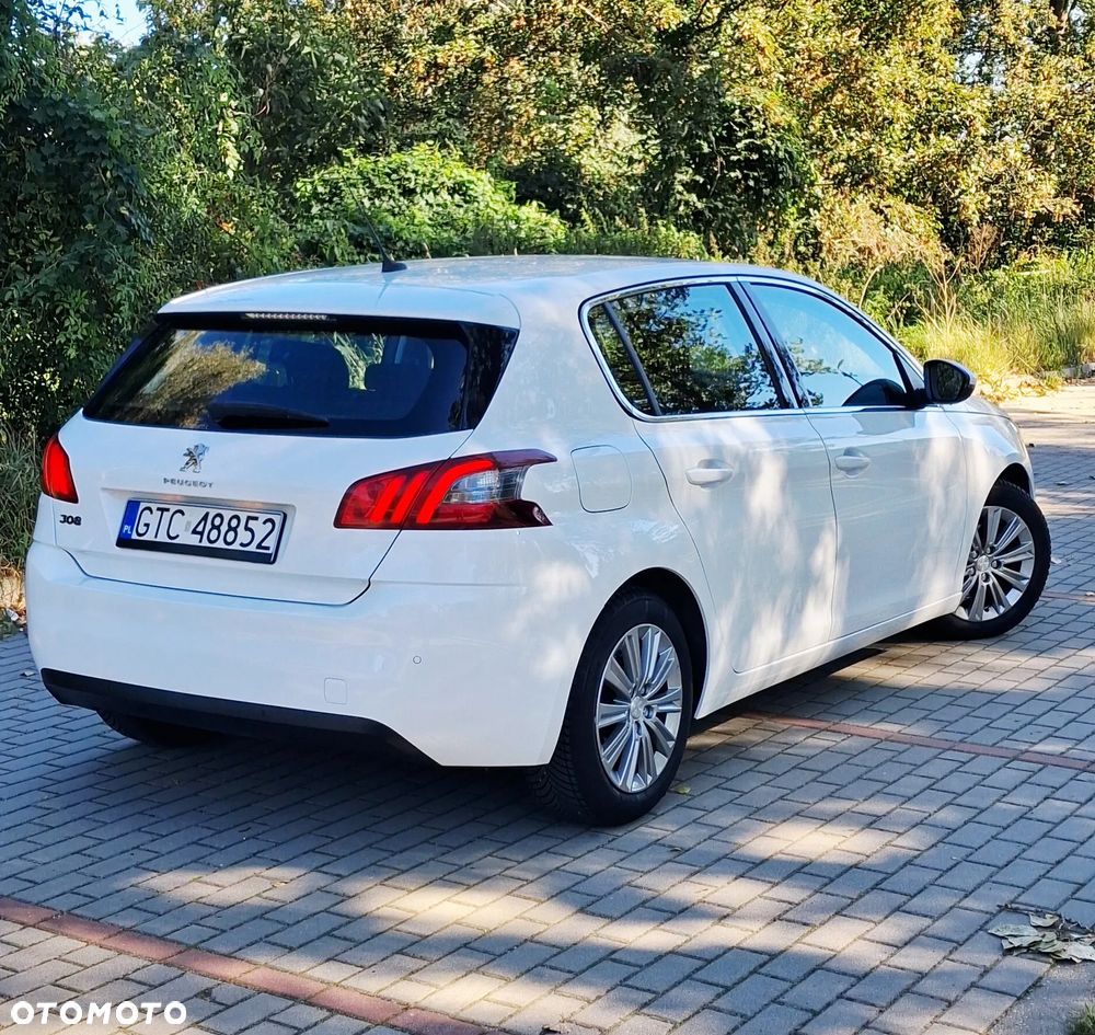 Peugeot 308 1.5 BlueHDi Allure S&S - 9