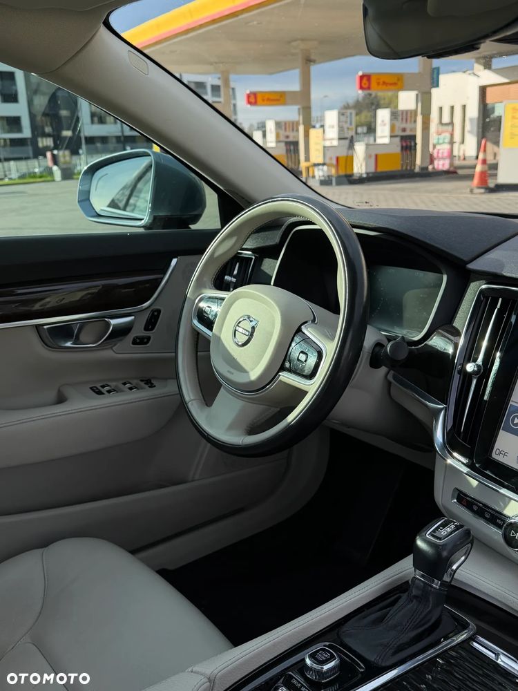 Volvo S90 T6 AWD Geartronic Momentum - 17