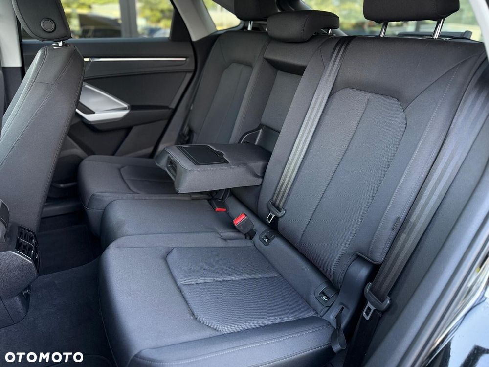 Audi Q3 Sportback - 17