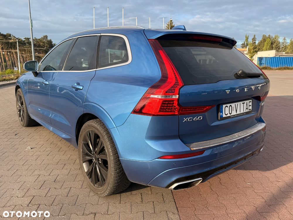Volvo XC 60 B5 D AWD R-Design - 2