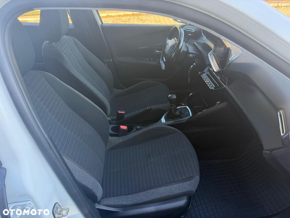 Peugeot 2008 - 27