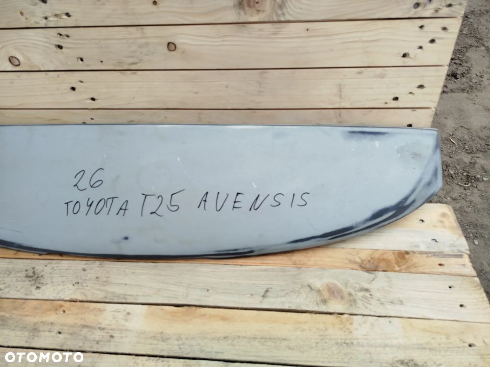 Toyota Avensis T25 lotka tylnej klapy tył blenda dokładka - 3