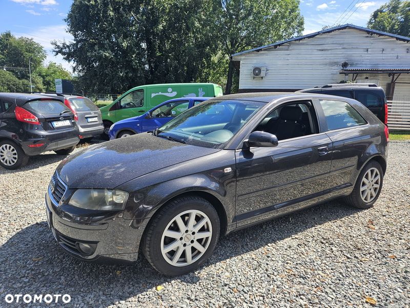 Audi A3 3-drzwiowe 1.6 Attraction - 10