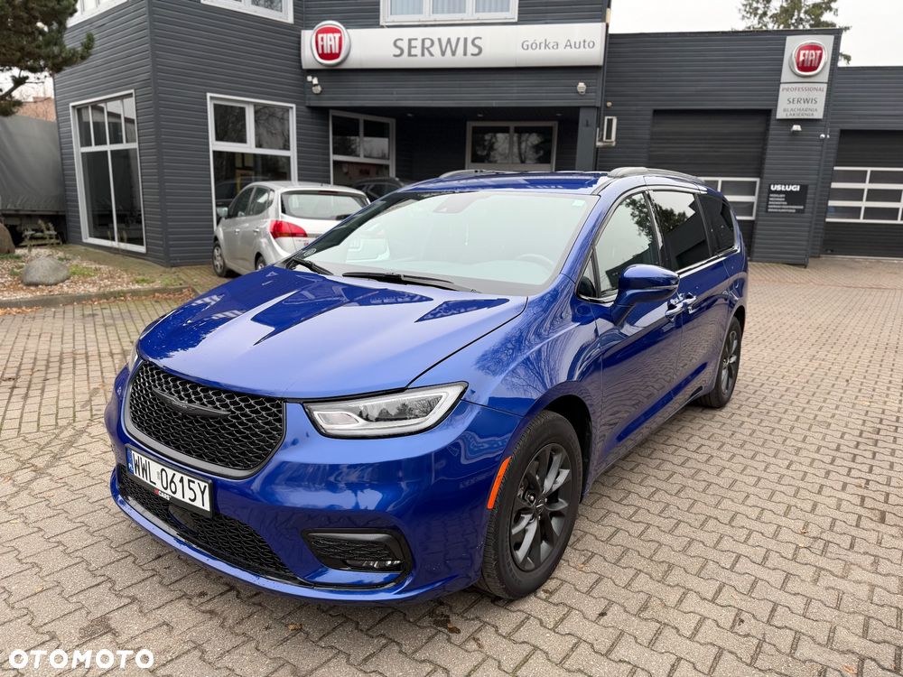 Chrysler Pacifica - 7