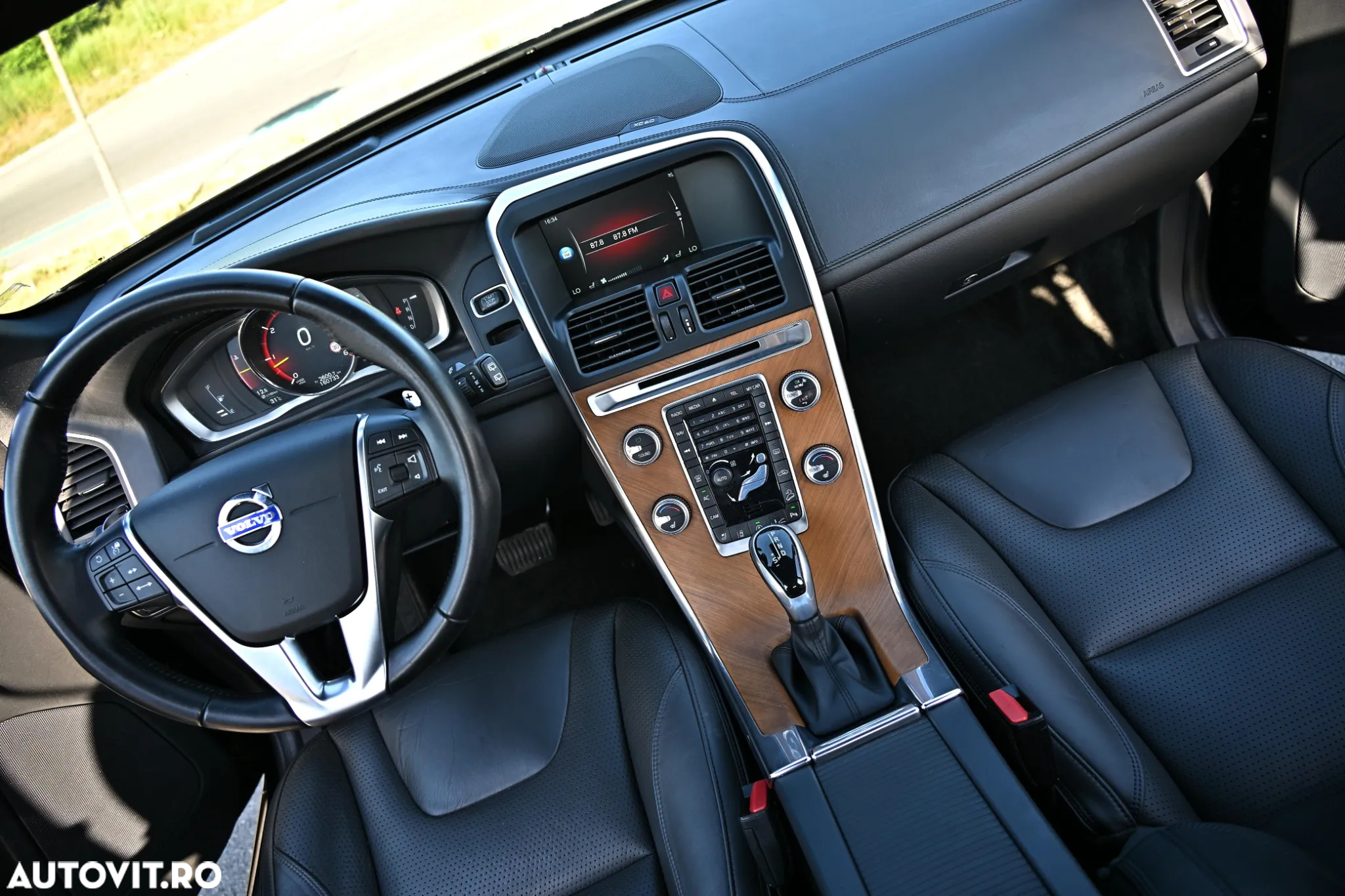 Volvo XC 60 D4 AWD Geartronic Linje Inscription - 26