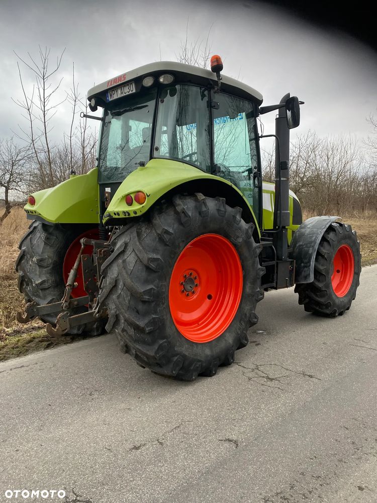 Claas Arion 620 C - 5