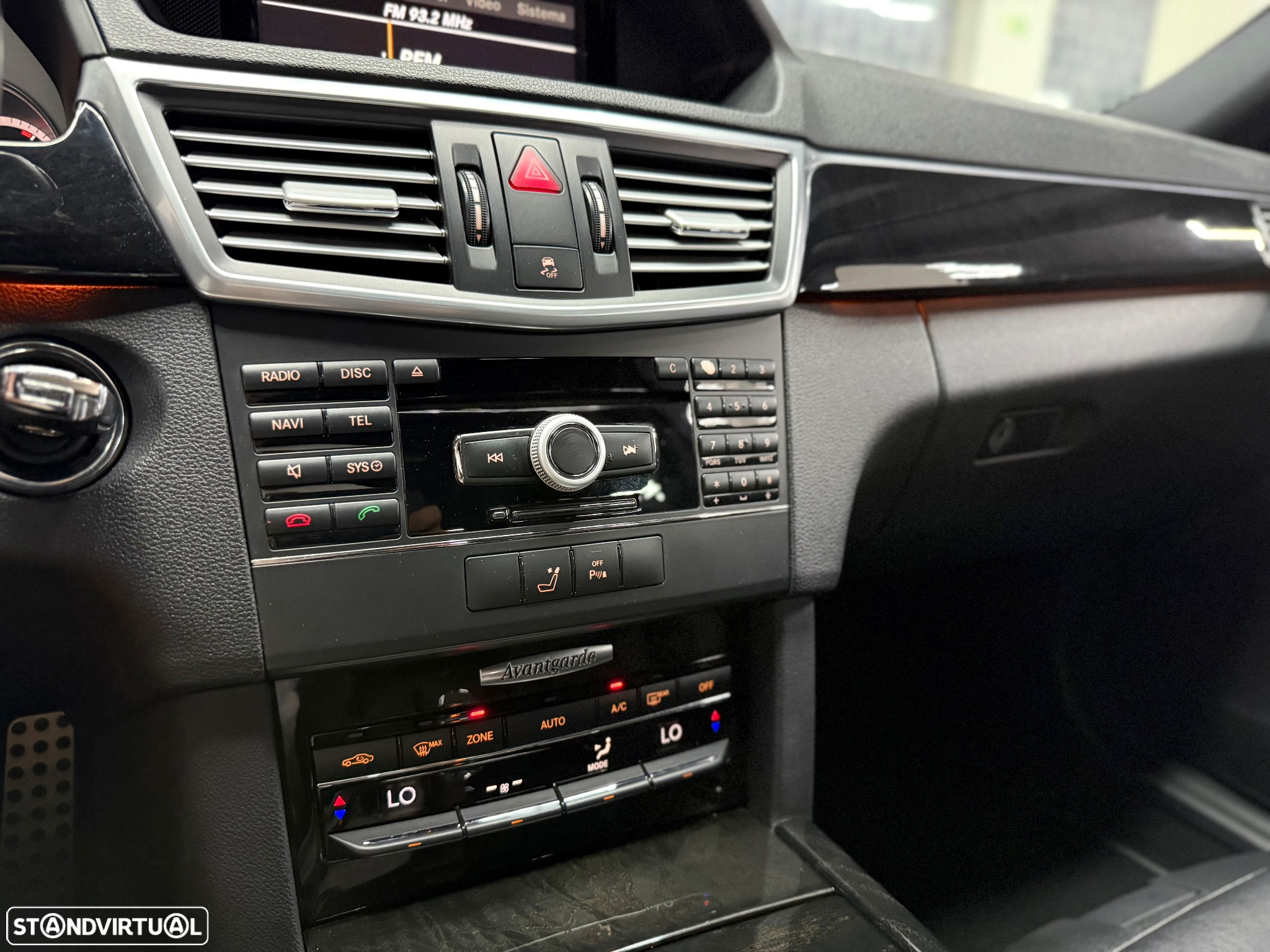 Mercedes-Benz E 350 CDi Avantgarde BlueEfficiency - 20