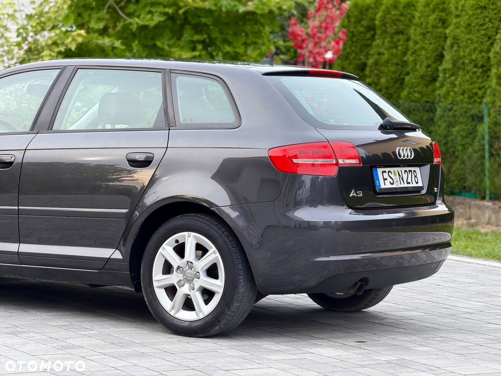 Audi A3 Sportback 1.6 S line Sportpaket (plus) - 16