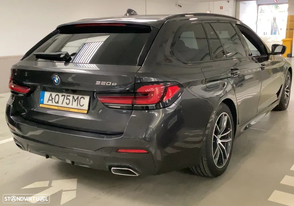 BMW 520 e Pack M - 4