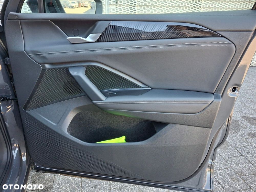 Volkswagen Tiguan 1.5 eTSI Life Plus DSG - 13