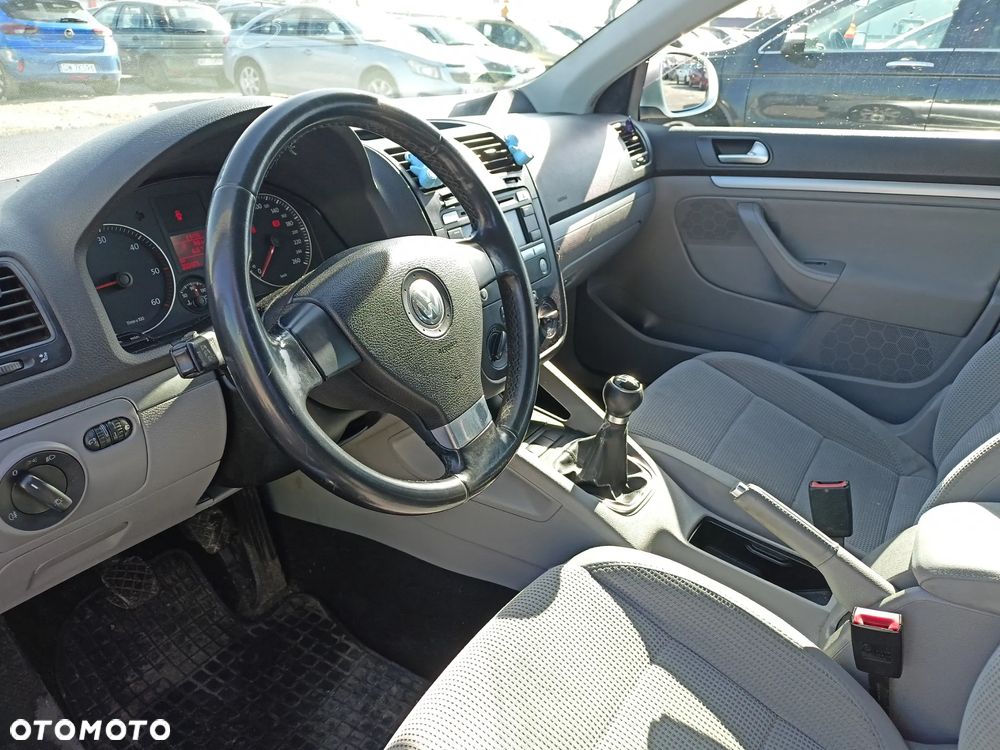 Volkswagen Golf - 7