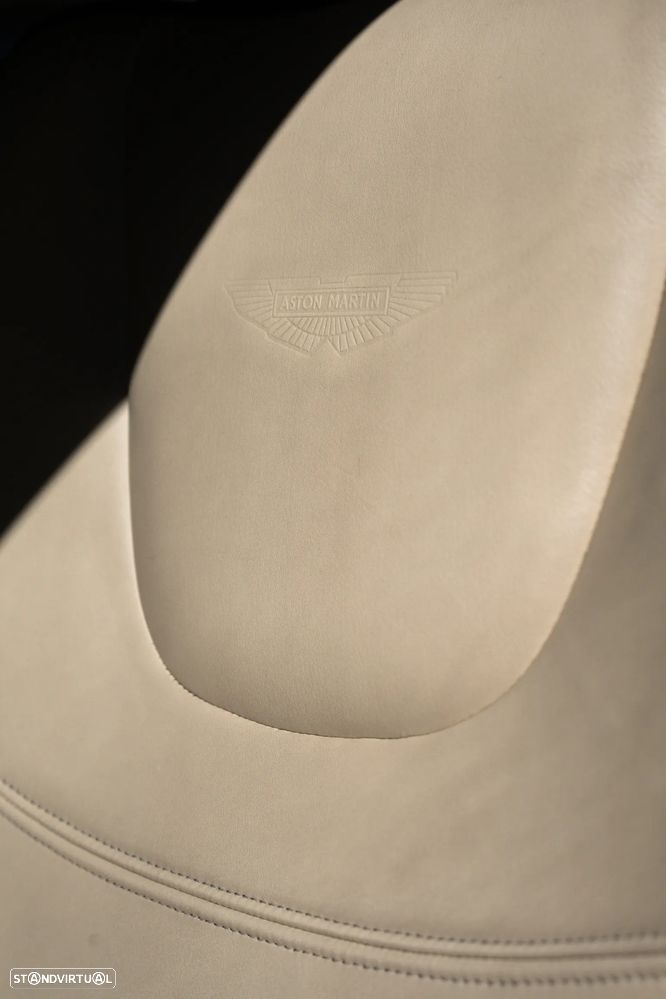 Aston Martin DB7 Vantage Coupé - 28